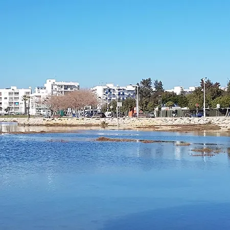 Apartamento Praia Fuzeta 아파트