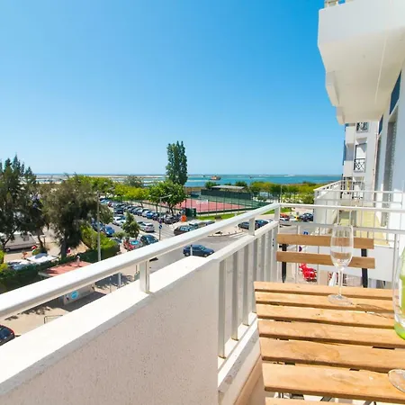 Apartamento Praia Fuzeta 아파트 *