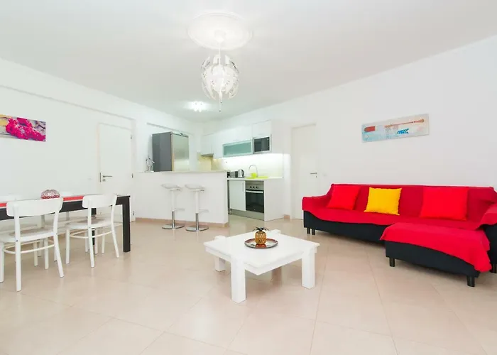 Apartamento Praia Fuzeta דירה *